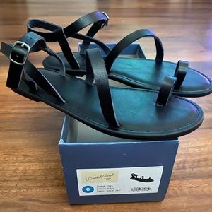 Black strappy Sandals